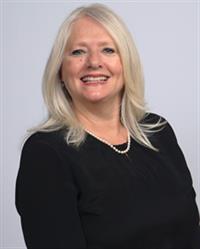Karen M Richardson 