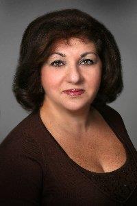 Melinda M Hakimi 