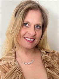 Robin  Weiss 