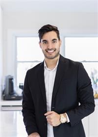 Gianluca  Santacruz 