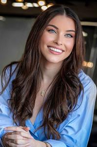 Alexa D Starr