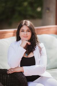 Elizabeth G Valverde Ochoa 